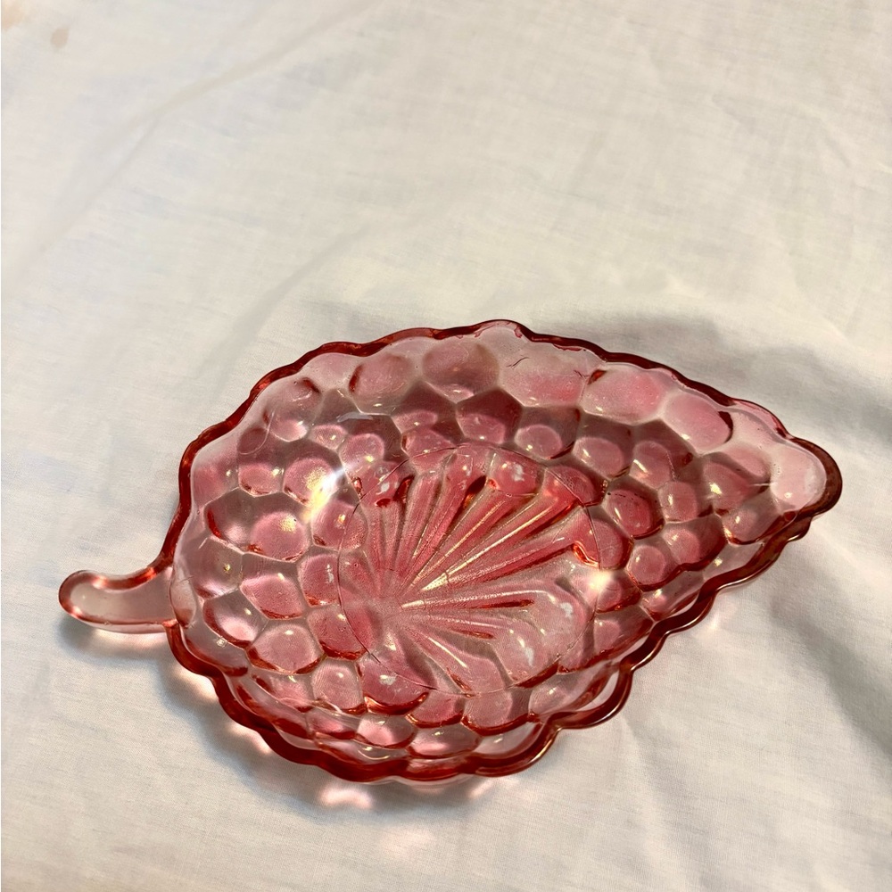 Vintage Pink Leaf-Shaped Glass Trinket Dish